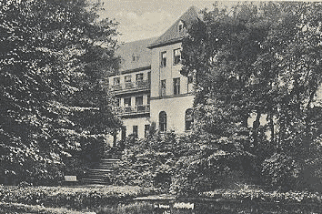 Exerzitienhaus Rueckansicht